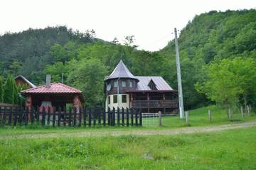 Фото номера Коттедж с 6 спальнями Дома для отпуска Chalet Paraul Casei г. Мэришел 76