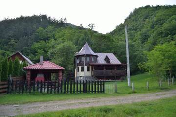 Фото номера Коттедж с 6 спальнями Дома для отпуска Chalet Paraul Casei г. Мэришел 49